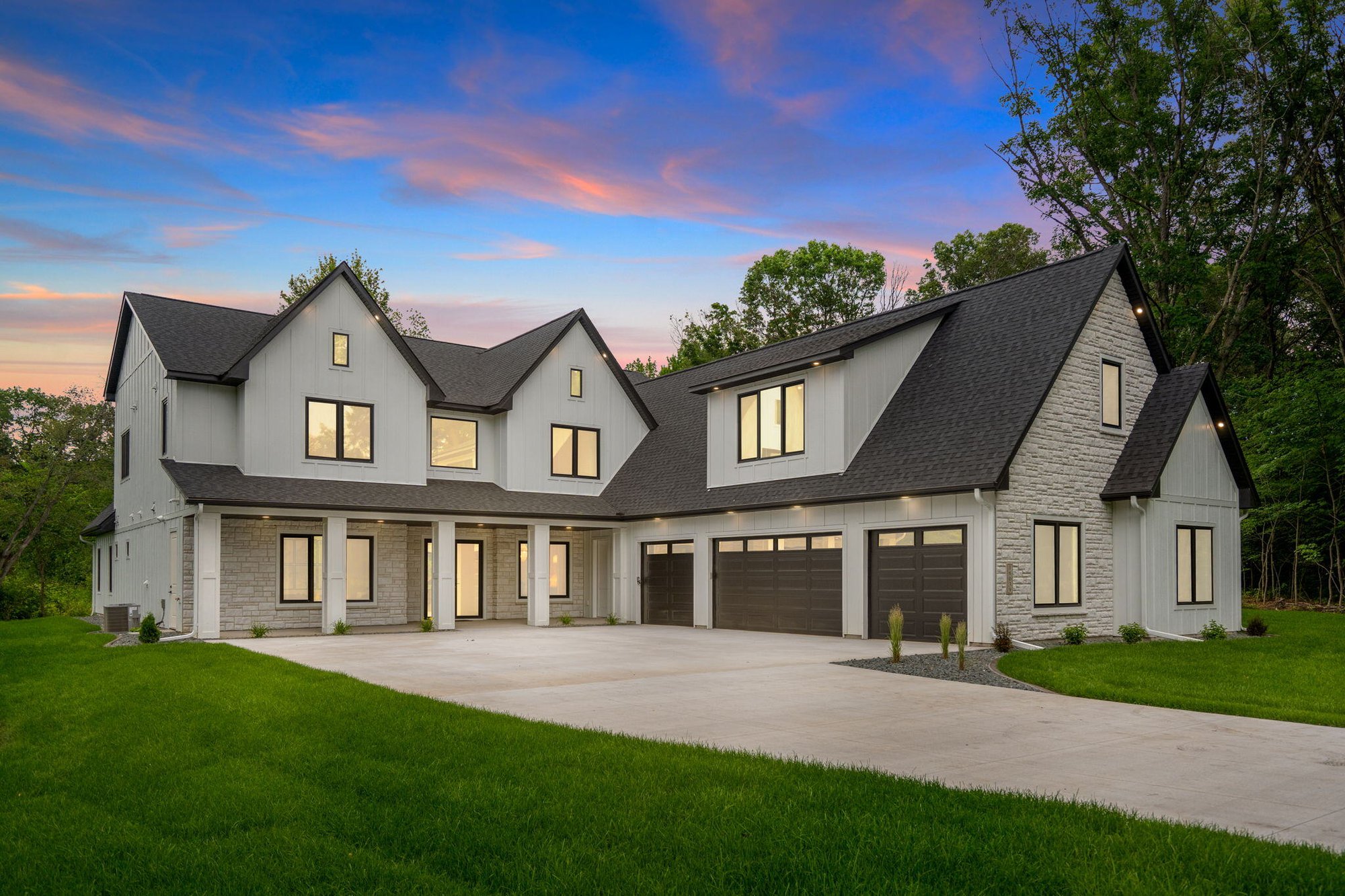 112-web-or-mls-16039 Austin St NE-112 112-web-or-mls-16039 Austin St NE-112