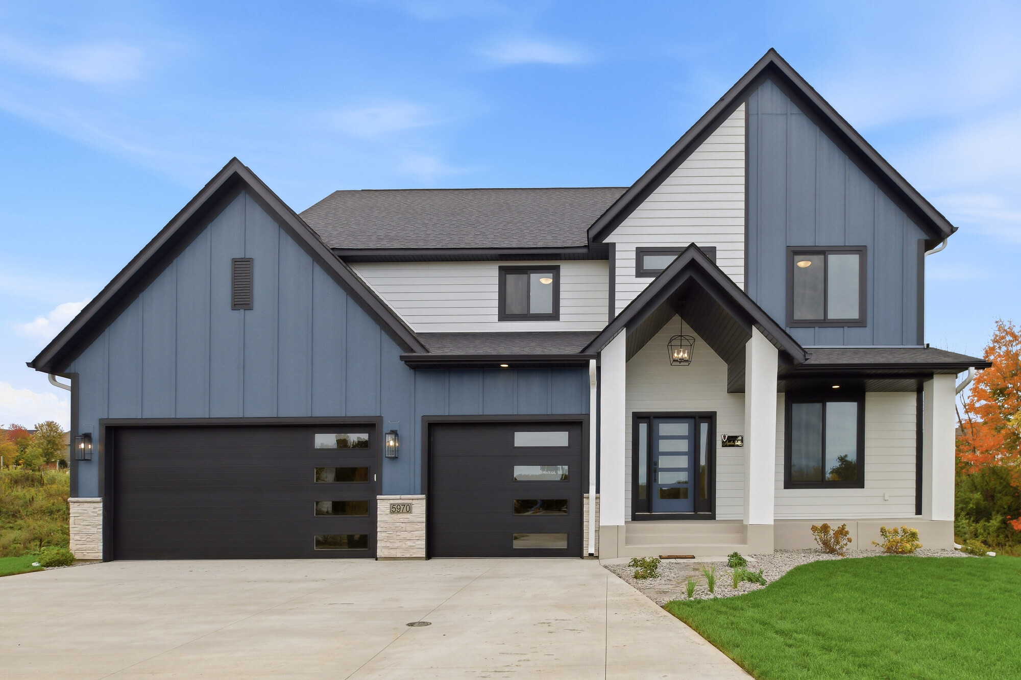 01-5970 Everest Ct N [3457720]- 001