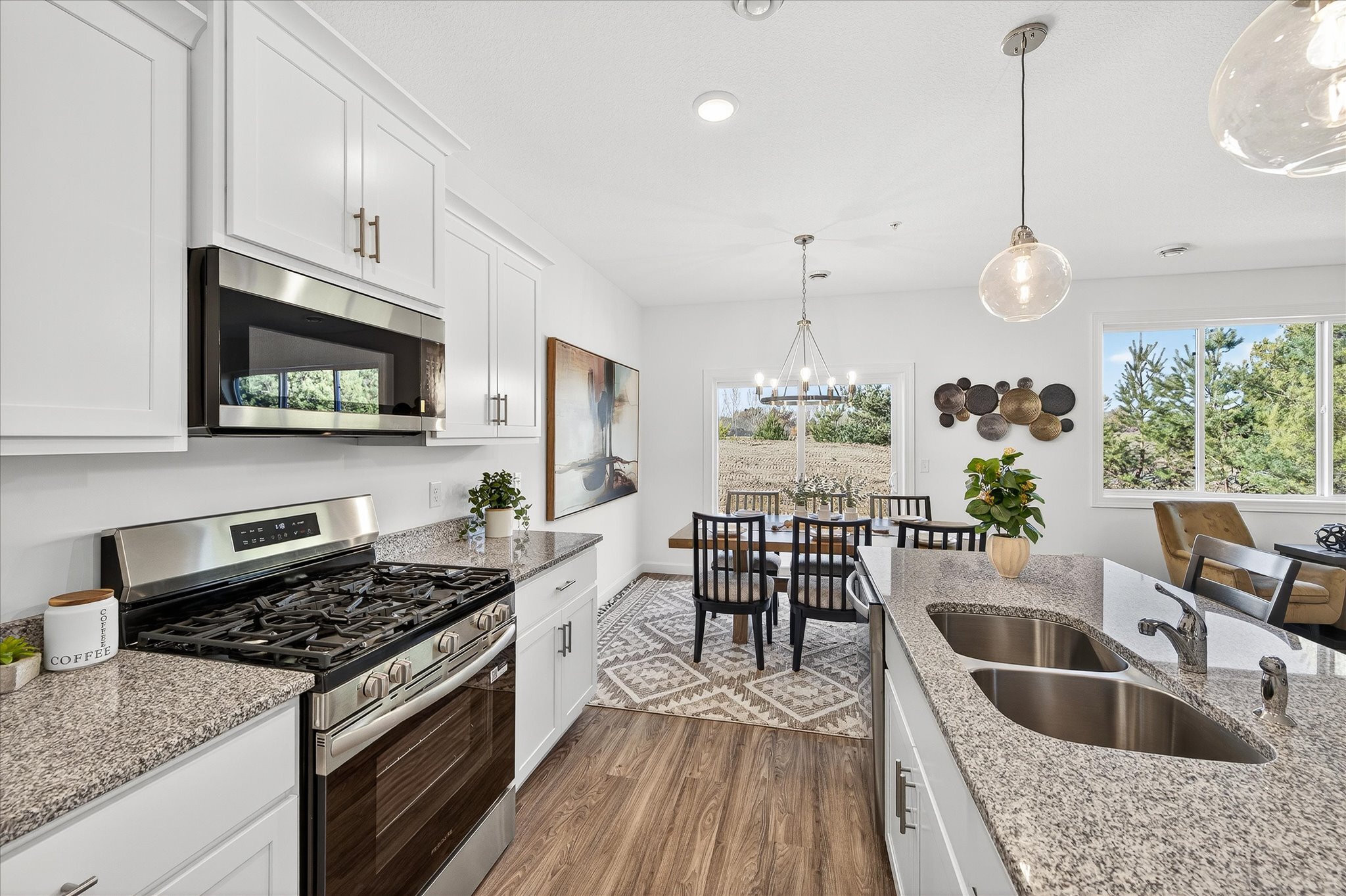 08-2100 Cleveland Ln S-8