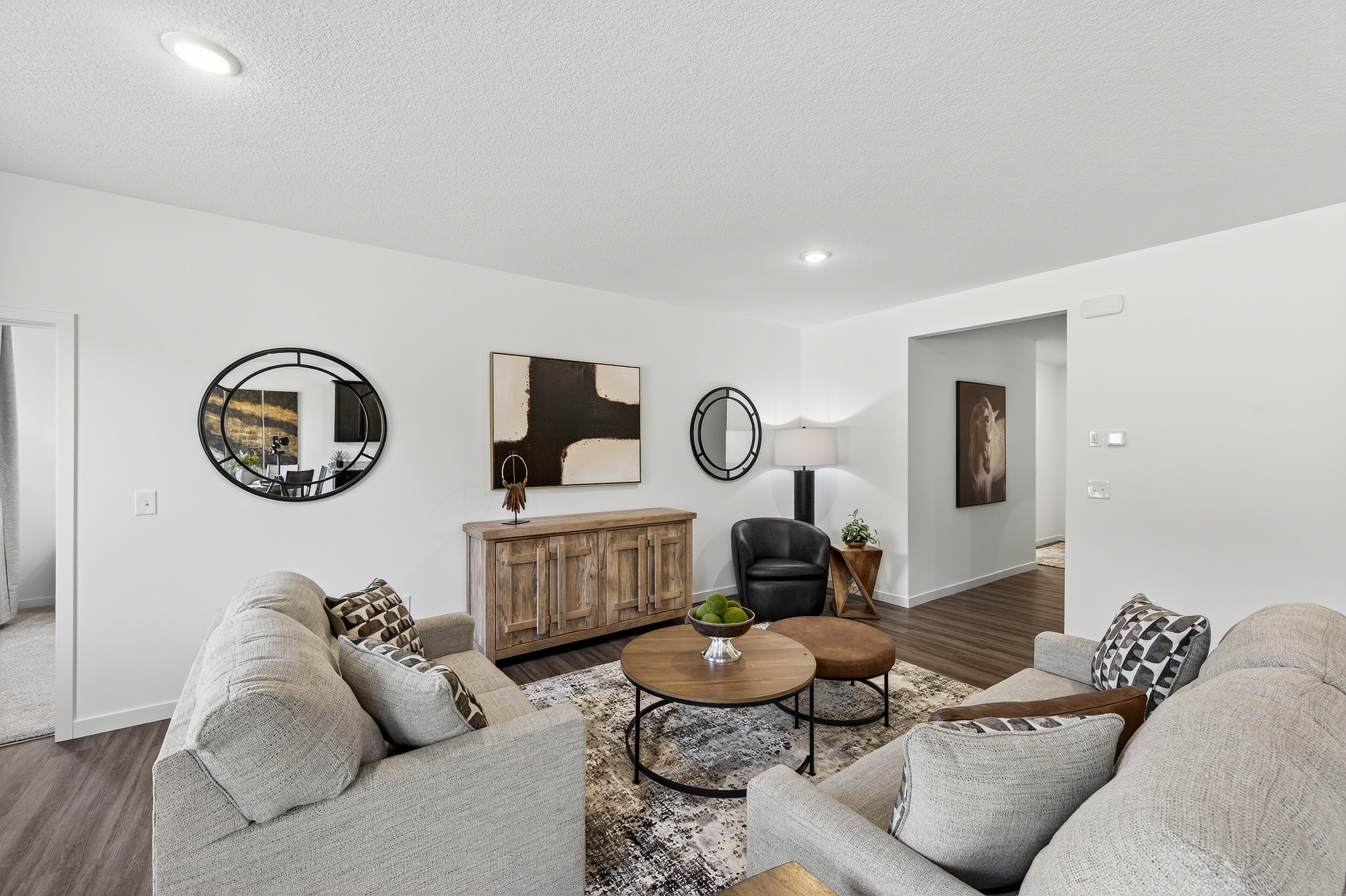 10-24578 140th St NW-10