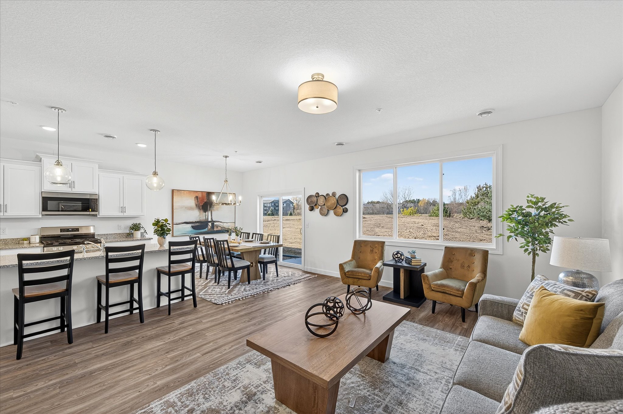 17-2100 Cleveland Ln S-17