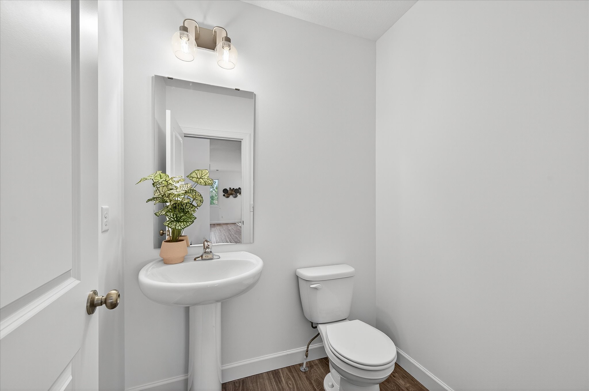 19-2100 Cleveland Ln S-19