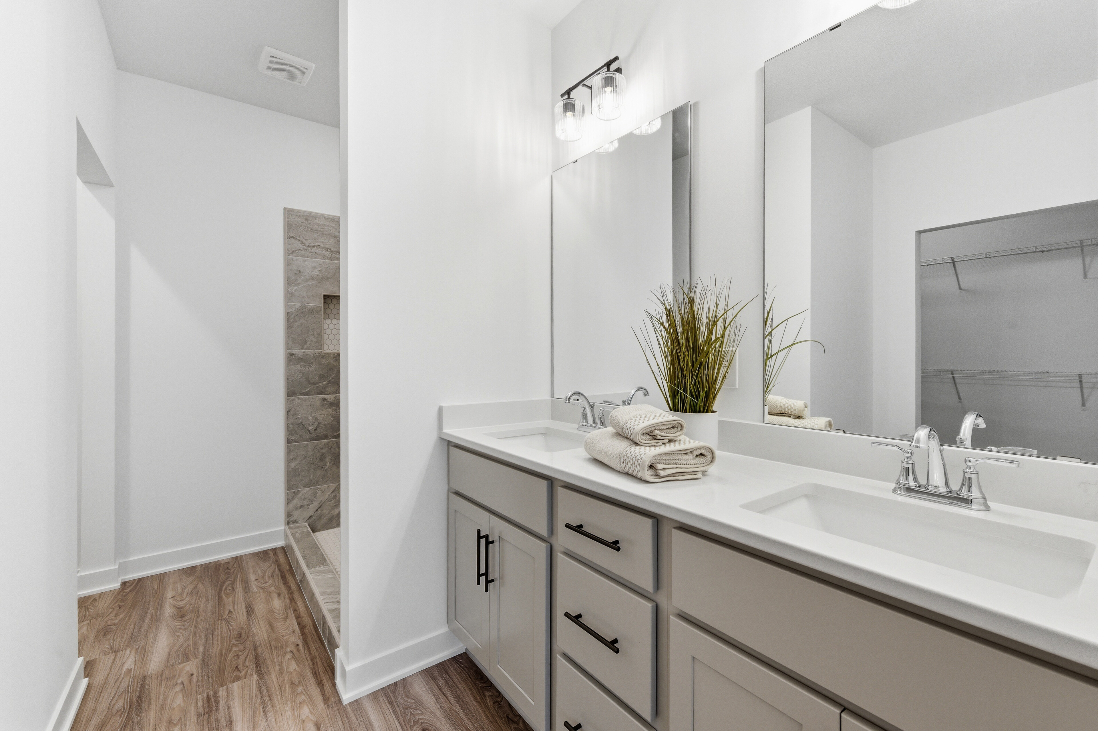 33-17894 262nd Ave NW [2833172]- 033