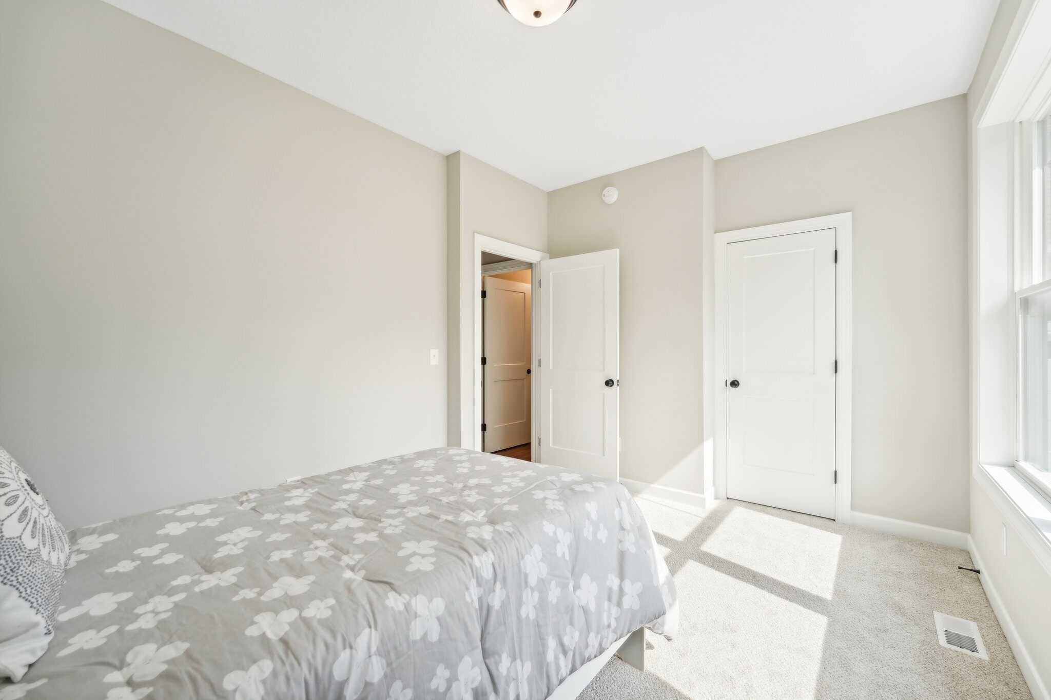 Xerus St NW-037