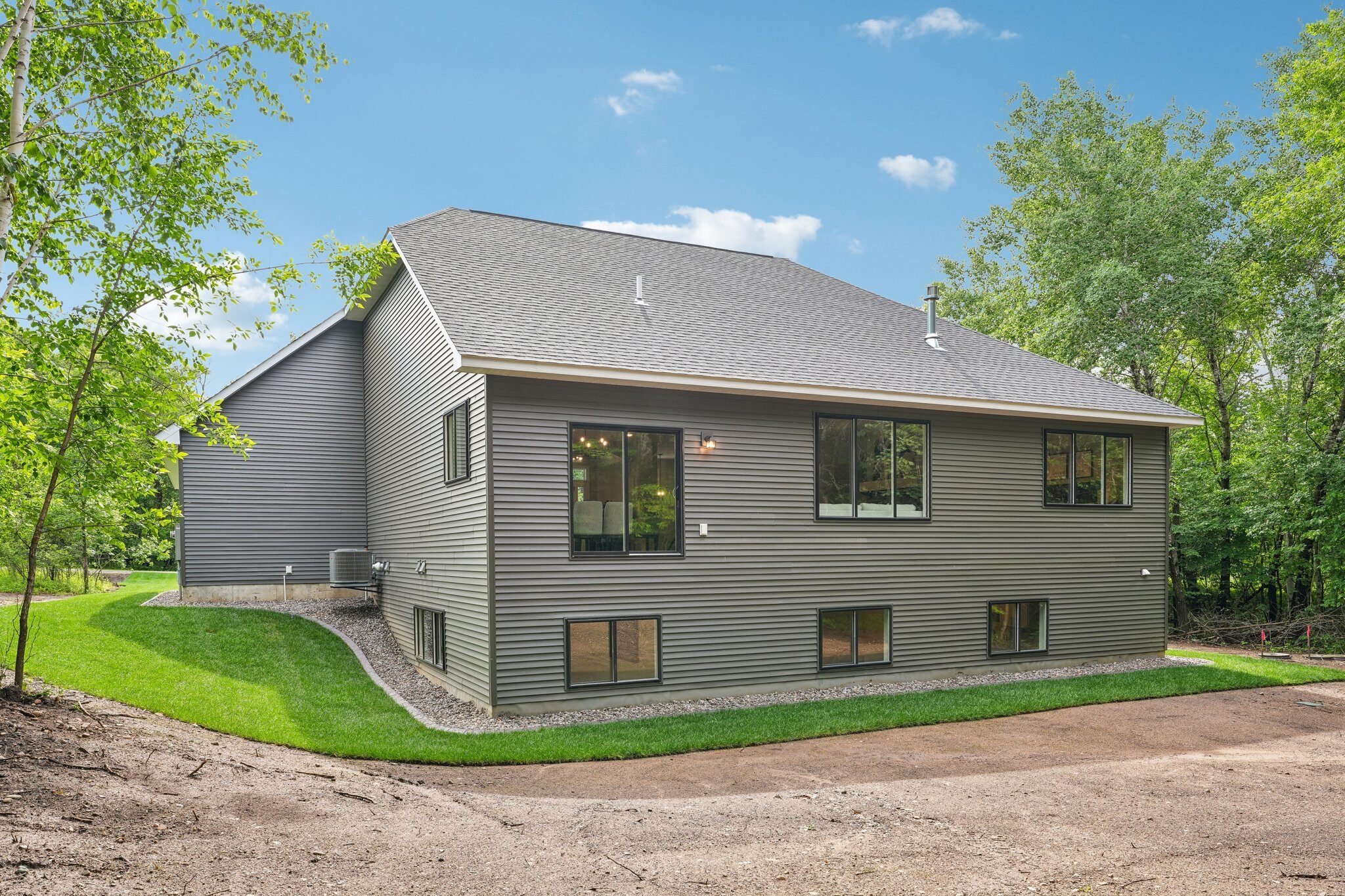 Xerus St NW-053